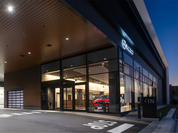 寝屋川店エントランス